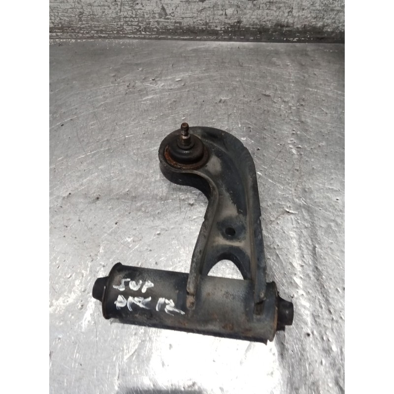 Recambio de brazo suspension superior delantero izquierdo para mercedes-benz clase e (w210) e 300 d (210.020) referencia OEM IAM