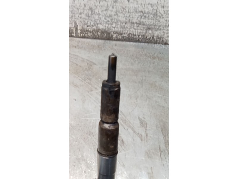 Recambio de inyector para volkswagen golf vi (5k1) 1.6 tdi referencia OEM IAM A2C9626040080 03L130277B CONTINENTAL