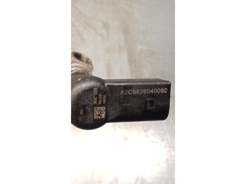 Recambio de inyector para volkswagen golf vi (5k1) 1.6 tdi referencia OEM IAM A2C9626040080 03L130277B CONTINENTAL