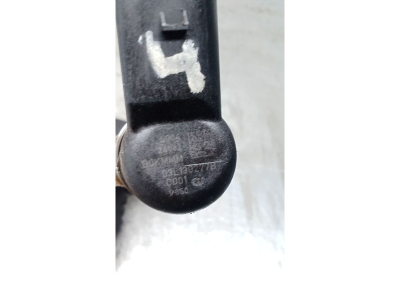 Recambio de inyector para volkswagen golf vi (5k1) 1.6 tdi referencia OEM IAM A2C9626040080 03L130277B CONTINENTAL