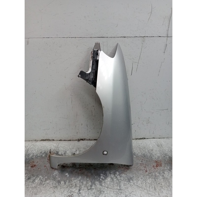 Recambio de aleta delantera izquierda para seat cordoba (6k1, 6k2) 1.4 16v referencia OEM IAM   