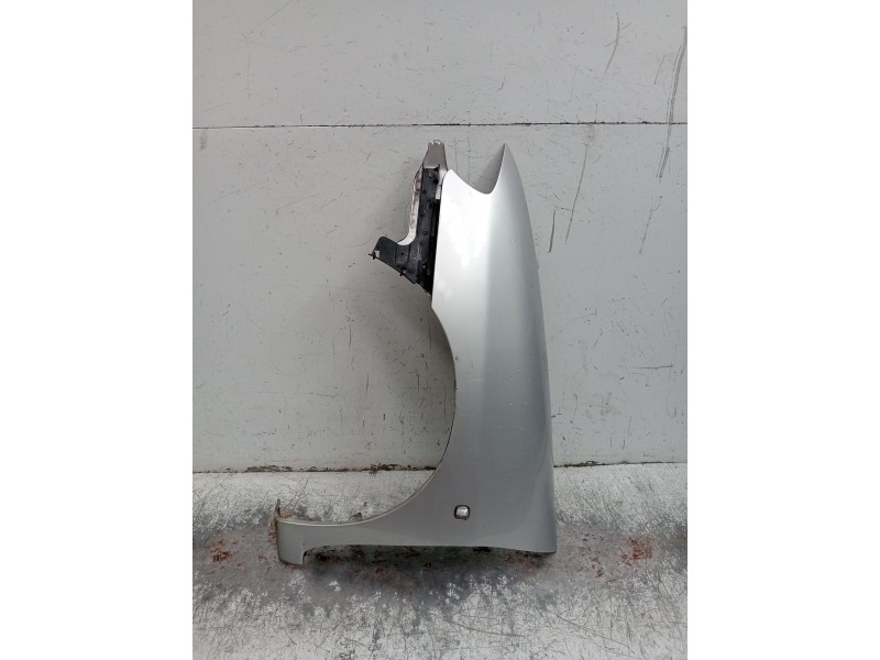 Recambio de aleta delantera izquierda para seat cordoba (6k1, 6k2) 1.4 16v referencia OEM IAM   