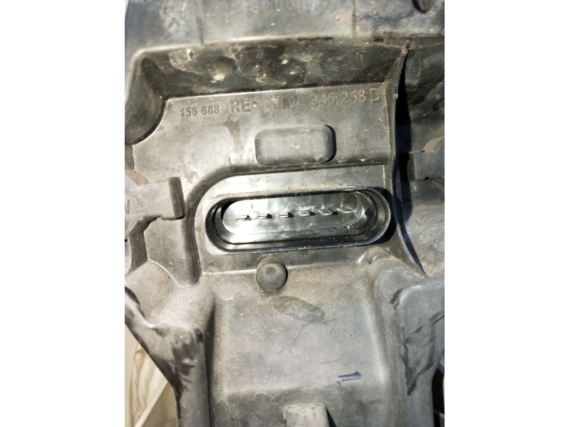 Recambio de piloto trasero derecho para volkswagen touran (1t1, 1t2) 2.0 tdi 16v referencia OEM IAM   2003