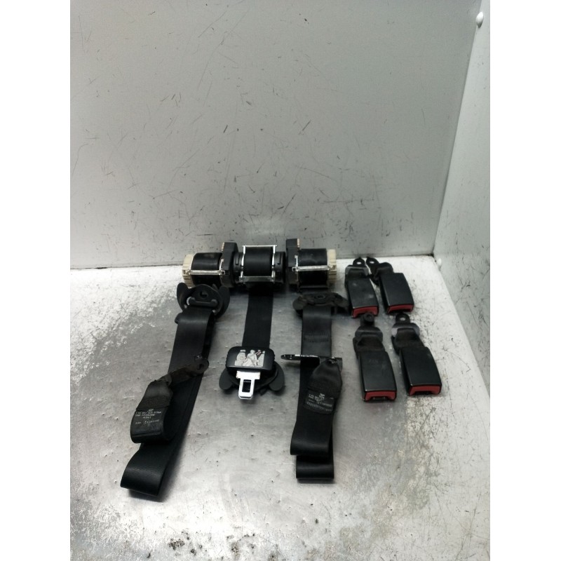 Recambio de juego cinturones trasero para volkswagen touran (1t1, 1t2) 2.0 tdi 16v referencia OEM IAM  5P 2003