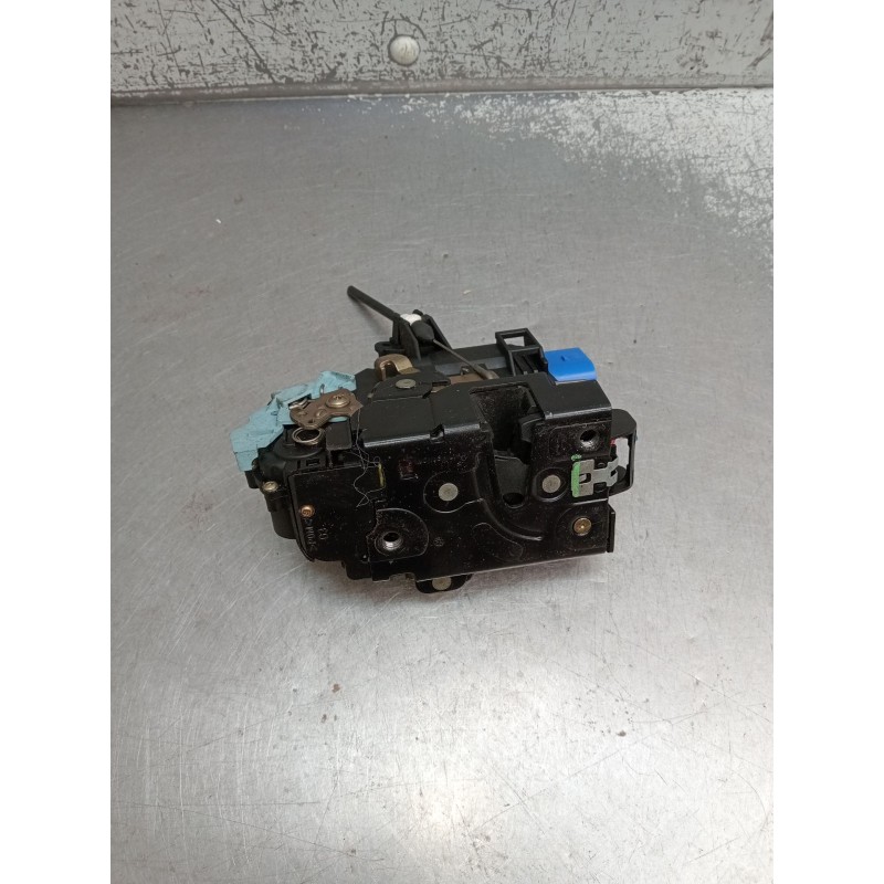 Recambio de motor cierre centralizado delantero izquierdo para volkswagen golf v (1k1) 1.9 tdi referencia OEM IAM 3D1837015  200