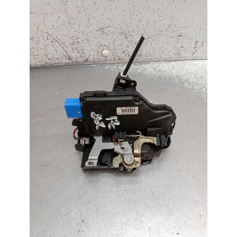 Recambio de motor cierre centralizado delantero izquierdo para volkswagen golf v (1k1) 1.9 tdi referencia OEM IAM 3D1837015  200