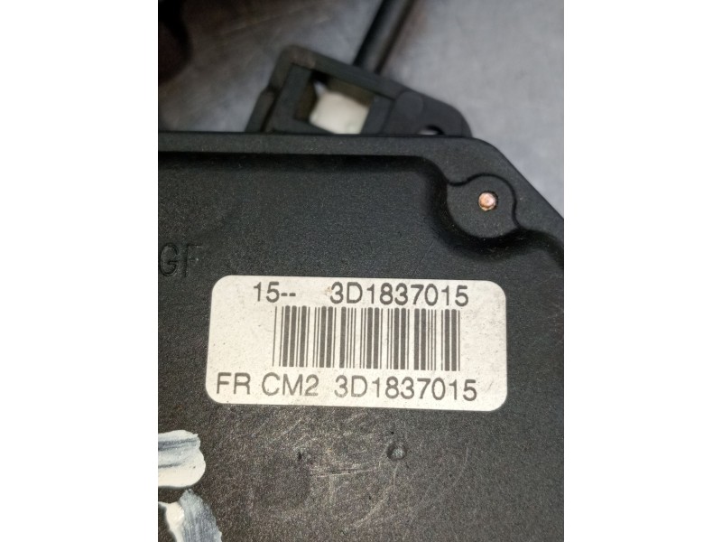 Recambio de motor cierre centralizado delantero izquierdo para volkswagen golf v (1k1) 1.9 tdi referencia OEM IAM 3D1837015  200