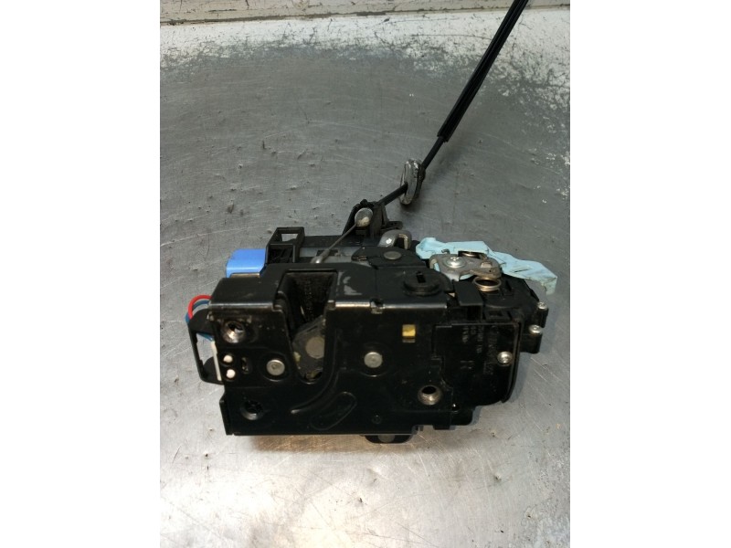 Recambio de motor cierre centralizado trasero derecho para volkswagen touran (1t1, 1t2) 2.0 tdi 16v referencia OEM IAM 06D7L0839