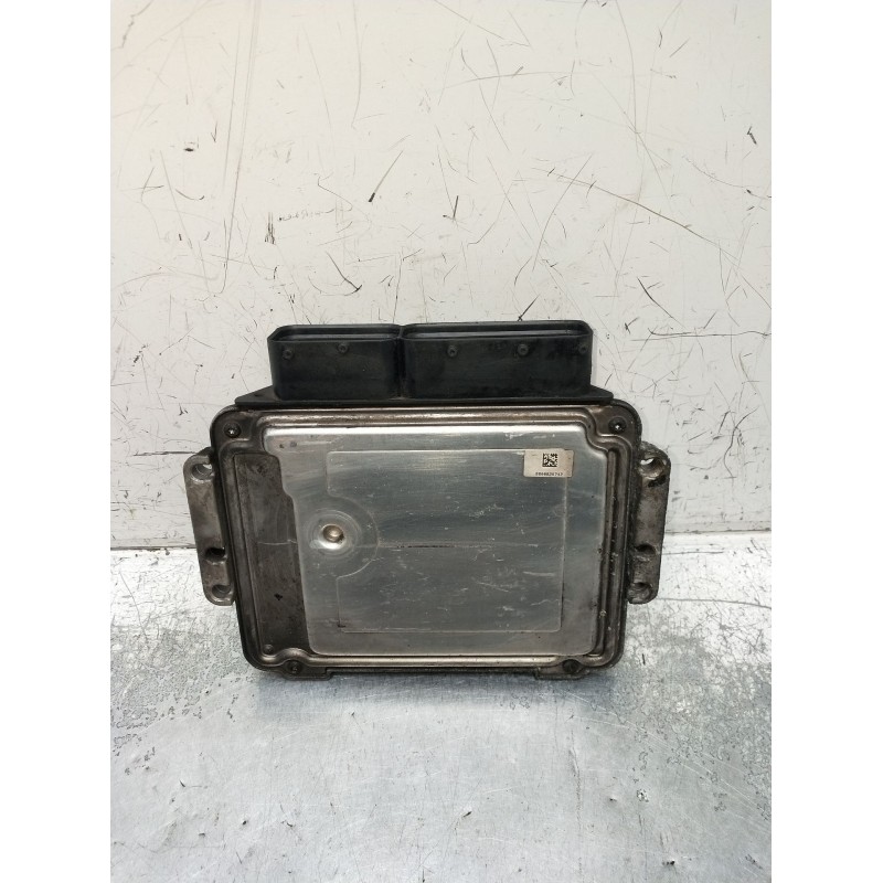 Recambio de centralita motor uce para alfa romeo 159 sportwagon (939_) 2.4 jtdm (939bxd1b, 939bxd12) referencia OEM IAM 02810121