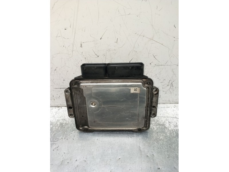 Recambio de centralita motor uce para alfa romeo 159 sportwagon (939_) 2.4 jtdm (939bxd1b, 939bxd12) referencia OEM IAM 02810121