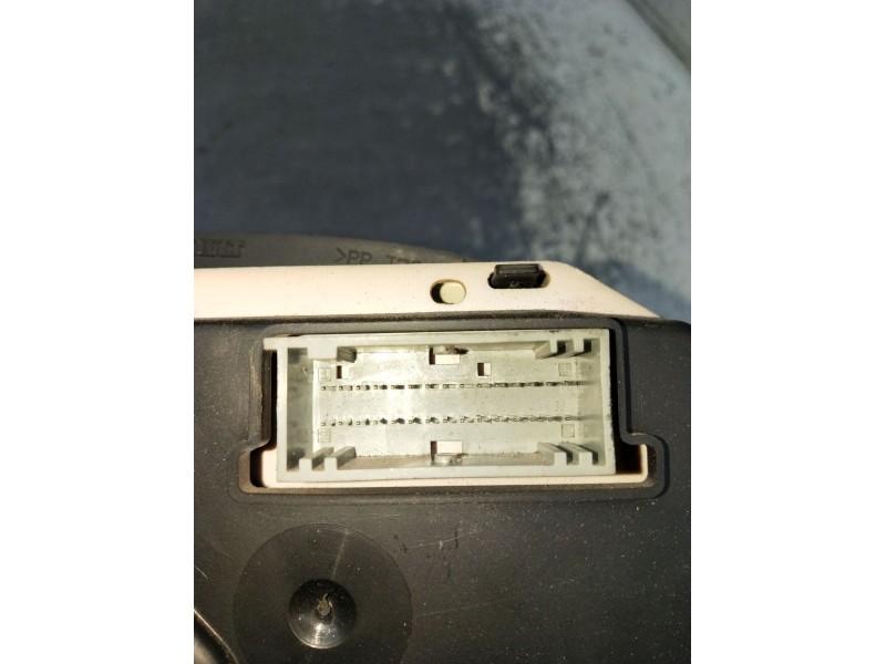 Recambio de cuadro instrumentos para renault trucks mascott furgoneta 150.65 (a00300166) referencia OEM IAM P8200128906B 2166734