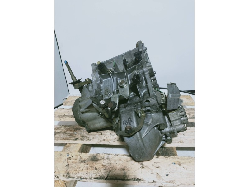 Recambio de caja cambios para citroen xantia berlina 1.9 td sx referencia OEM IAM 20TA59 9514191B 