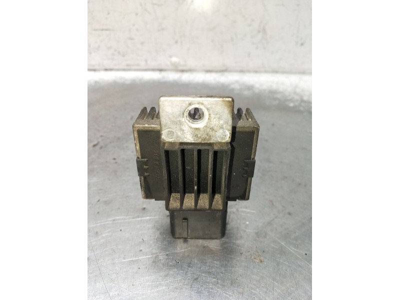 Recambio de caja precalentamiento para fiat scudo autobús (270_, 272_) 1.6 d multijet referencia OEM IAM 9663824880 AV6112A343BA