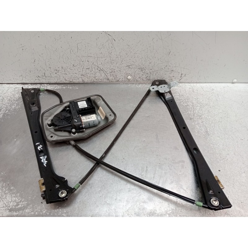 Recambio de elevalunas delantero izquierdo para volkswagen golf v (1k1) 1.9 tdi referencia OEM IAM   2003 5P