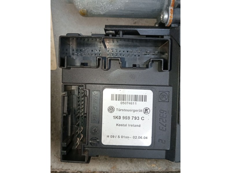 Recambio de elevalunas delantero izquierdo para volkswagen golf v (1k1) 1.9 tdi referencia OEM IAM   2003 5P