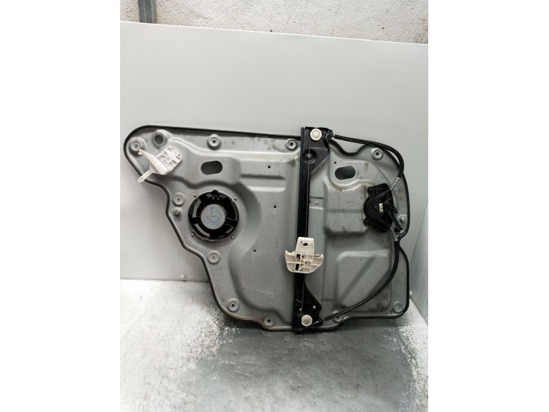 Recambio de elevalunas trasero derecho para volkswagen touran (1t1, 1t2) 2.0 tdi 16v referencia OEM IAM 1T0839730J 5P 2003