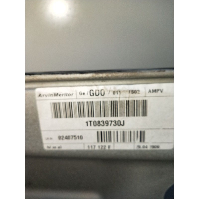 Recambio de elevalunas trasero derecho para volkswagen touran (1t1, 1t2) 2.0 tdi 16v referencia OEM IAM 1T0839730J 5P 2003