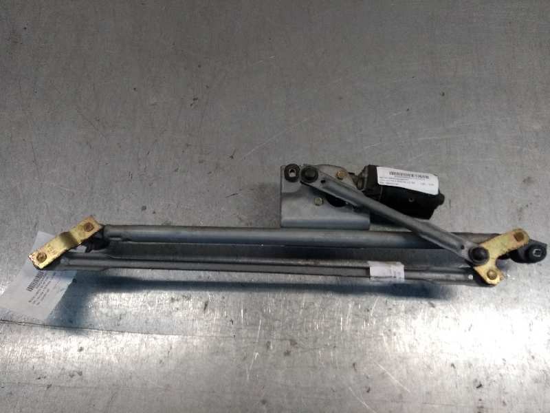 Recambio de motor limpia delantero para opel vectra b berlina 1.6 16v referencia OEM IAM 0390241142  