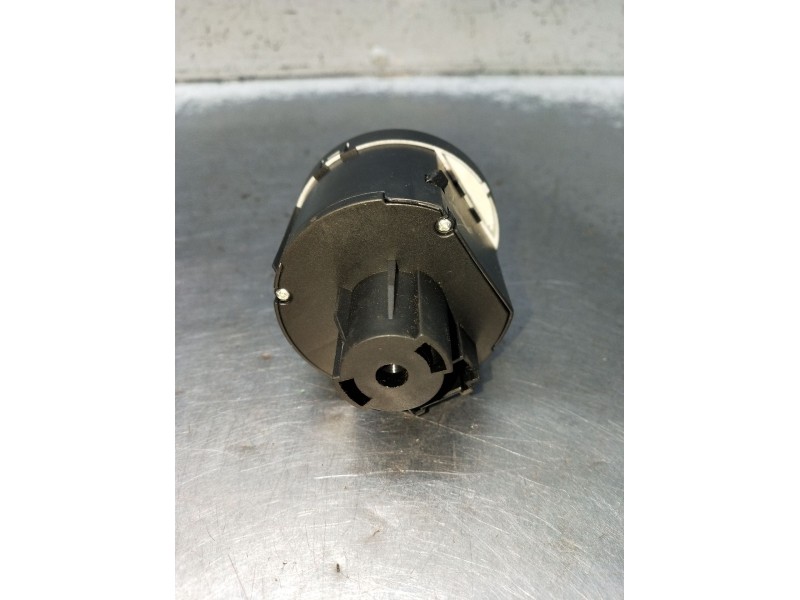 Recambio de mando luces para volkswagen touran (1t1, 1t2) 2.0 tdi 16v referencia OEM IAM   2003