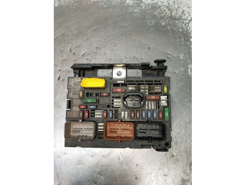 Recambio de caja reles / fusibles para fiat scudo autobús (270_, 272_) 1.6 d multijet referencia OEM IAM 9807028680 BSMR0301 