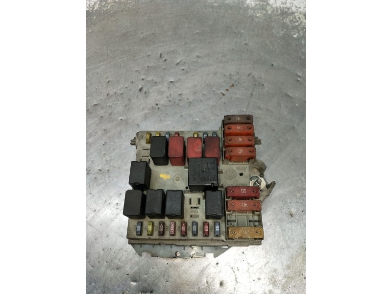 Recambio de caja reles / fusibles para alfa romeo 159 sportwagon (939_) 2.4 jtdm (939bxd1b, 939bxd12) referencia OEM IAM 5050445