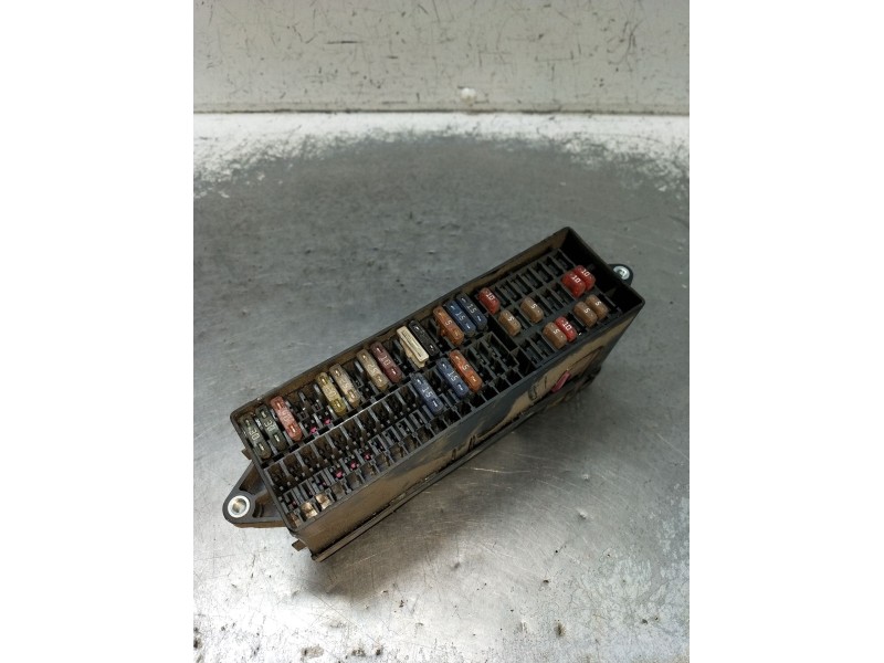 Recambio de caja reles / fusibles para volkswagen touran (1t1, 1t2) 2.0 tdi 16v referencia OEM IAM 0619102900  2003