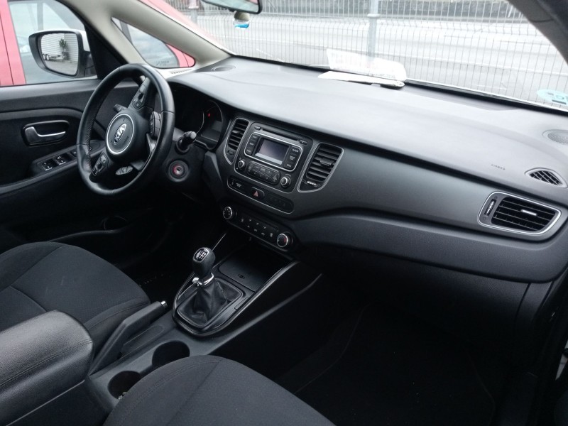 kia carens iv del año 2016