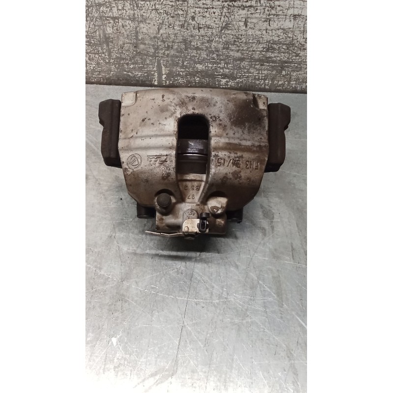 Recambio de pinza freno delantera izquierda para alfa romeo 156 (932_) 1.6 16v t.spark (932.a4, 932.a4100) referencia OEM IAM  A