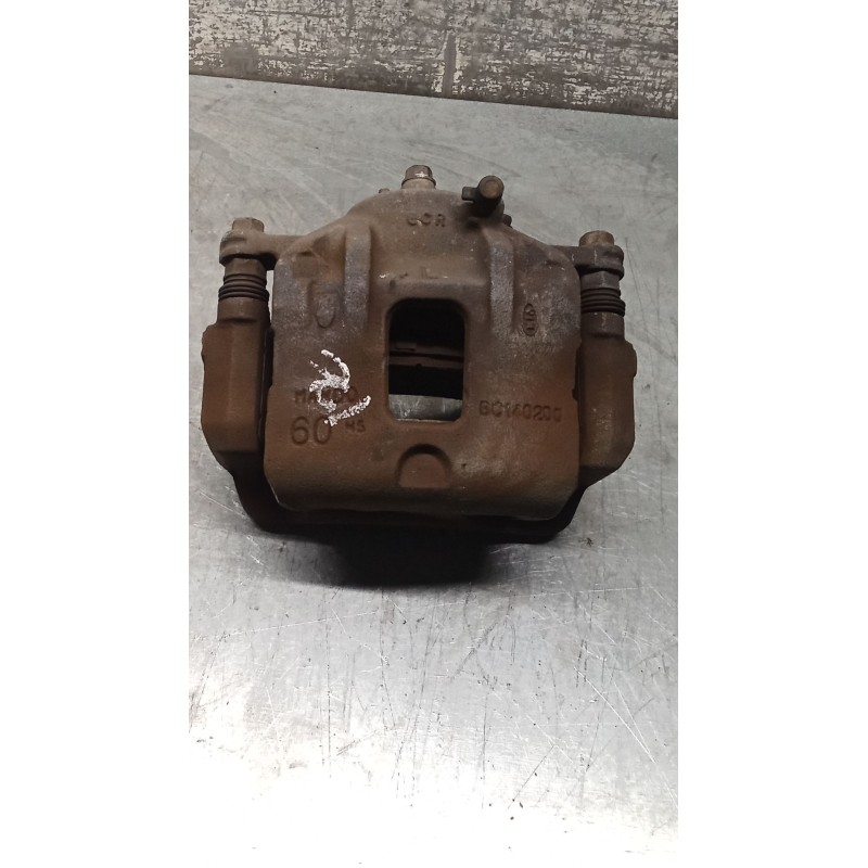 Recambio de pinza freno delantera izquierda para kia carens iv 1.7 crdi referencia OEM IAM BC140200 MANDO 13