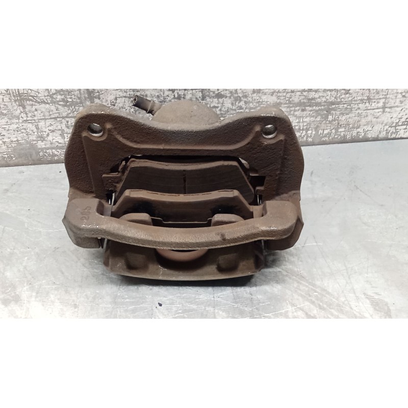 Recambio de pinza freno delantera izquierda para kia carens iv 1.7 crdi referencia OEM IAM BC140200 MANDO 13