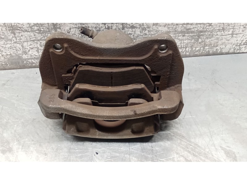 Recambio de pinza freno delantera izquierda para kia carens iv 1.7 crdi referencia OEM IAM BC140200 MANDO 13