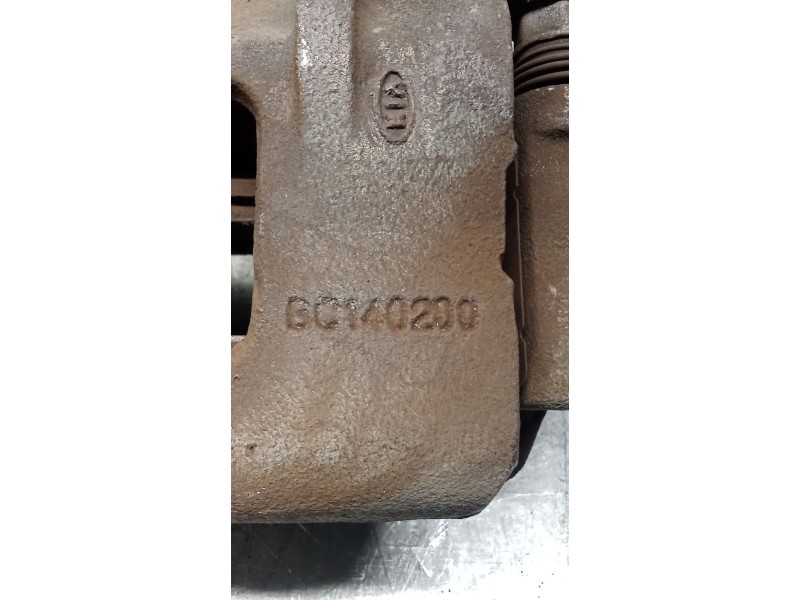 Recambio de pinza freno delantera izquierda para kia carens iv 1.7 crdi referencia OEM IAM BC140200 MANDO 13