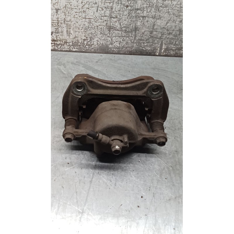 Recambio de pinza freno delantera derecha para kia carens iv 1.7 crdi referencia OEM IAM BC141200 MANDO 13
