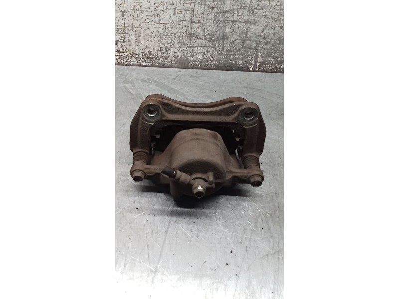 Recambio de pinza freno delantera derecha para kia carens iv 1.7 crdi referencia OEM IAM BC141200 MANDO 13