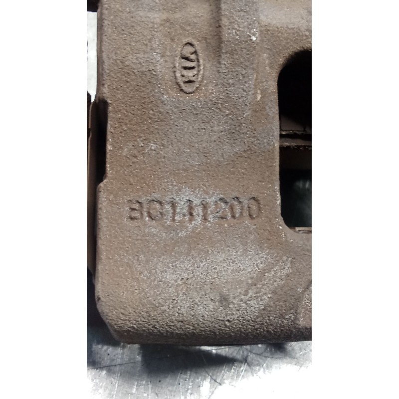 Recambio de pinza freno delantera derecha para kia carens iv 1.7 crdi referencia OEM IAM BC141200 MANDO 13