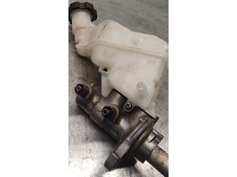 Recambio de bomba freno para kia carens iv 1.7 crdi referencia OEM IAM 23279  13