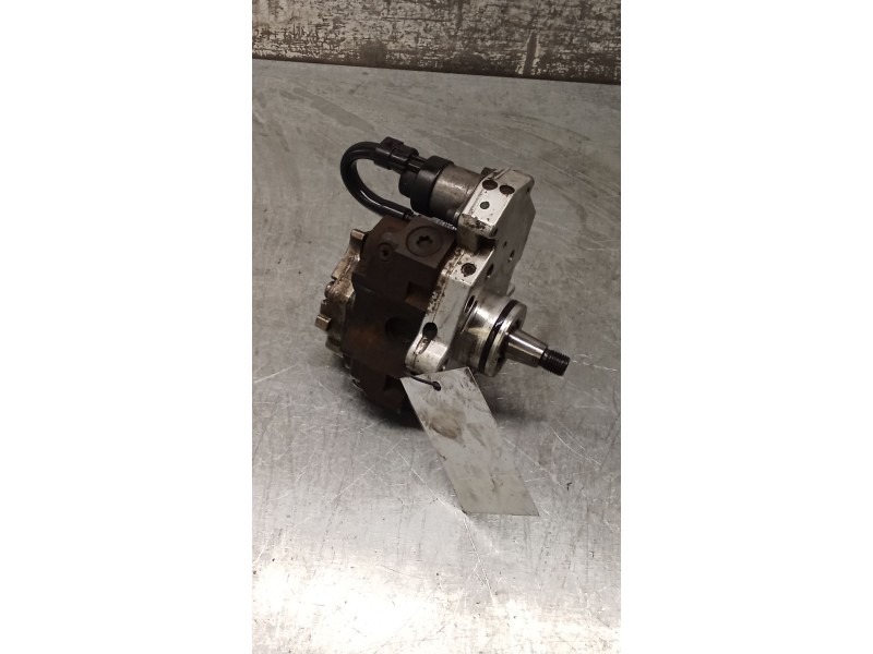 Recambio de bomba inyeccion para renault master ii caja/chasis (ed/hd/ud) 2.2 dci 90 referencia OEM IAM 0445010033 8200041766 BO