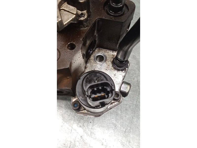 Recambio de bomba inyeccion para renault master ii caja/chasis (ed/hd/ud) 2.2 dci 90 referencia OEM IAM 0445010033 8200041766 BO