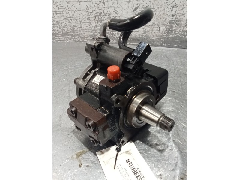 Recambio de bomba inyeccion para volkswagen golf vi (5k1) 1.6 tdi referencia OEM IAM 03L130755E 160311192035 CONTINENTAL