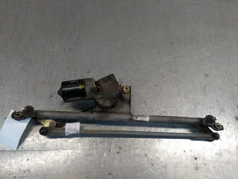 Recambio de motor limpia delantero para opel vectra b berlina básico referencia OEM IAM 0390241142 3397020388 90504143