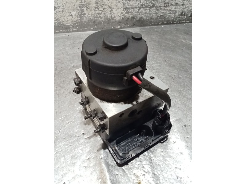 Recambio de abs para hyundai h-1 / starex autobús (a1) 2.5 crdi referencia OEM IAM   