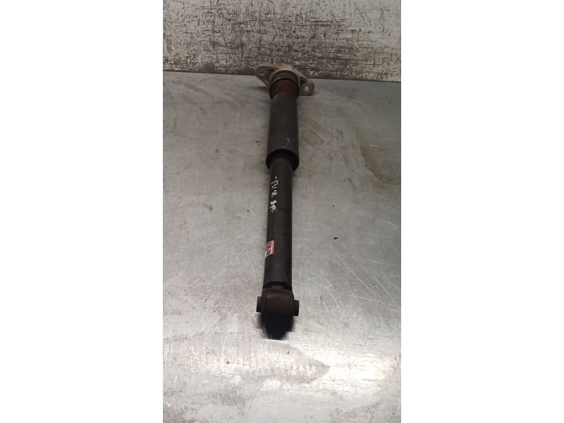 Recambio de amortiguador trasero derecho para kia carens iv 1.7 crdi referencia OEM IAM 55310A4250  13