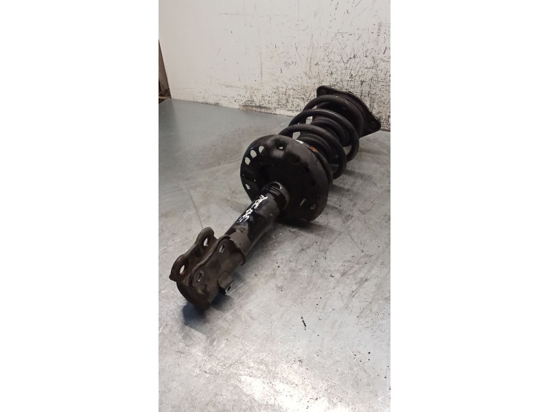 Recambio de amortiguador delantero derecho para kia carens iv 1.7 crdi referencia OEM IAM 54660A4850  13