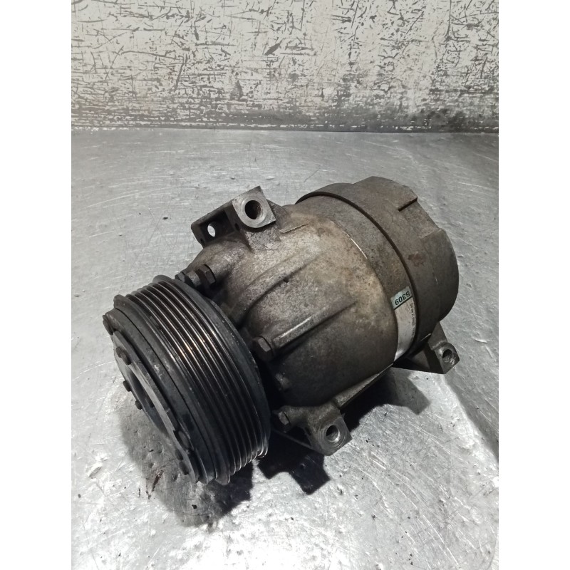 Recambio de compresor aire acondicionado para renault master ii caja/chasis (ed/hd/ud) 2.2 dci 90 referencia OEM IAM 7700105765 