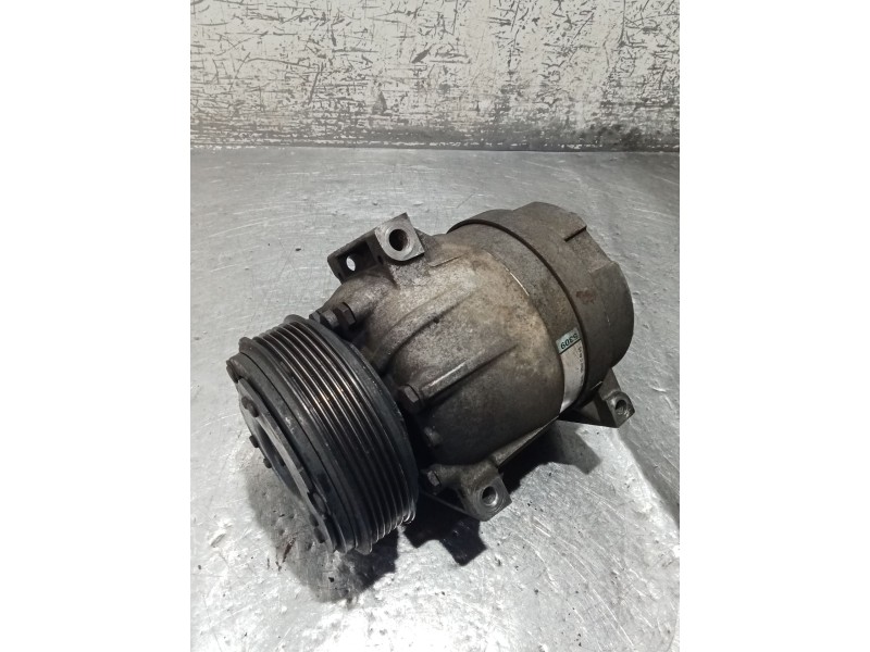 Recambio de compresor aire acondicionado para renault master ii caja/chasis (ed/hd/ud) 2.2 dci 90 referencia OEM IAM 7700105765 