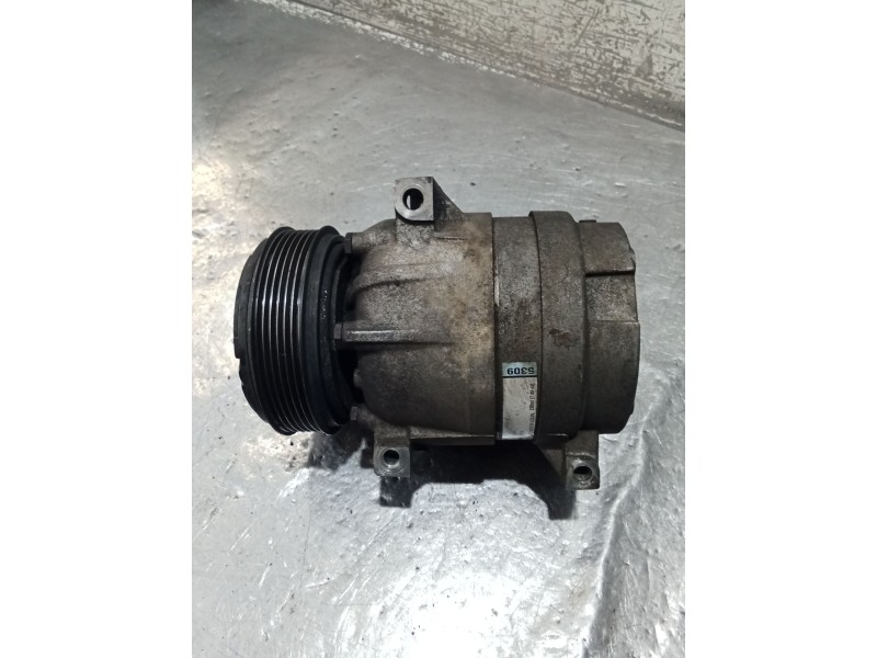Recambio de compresor aire acondicionado para renault master ii caja/chasis (ed/hd/ud) 2.2 dci 90 referencia OEM IAM 7700105765 