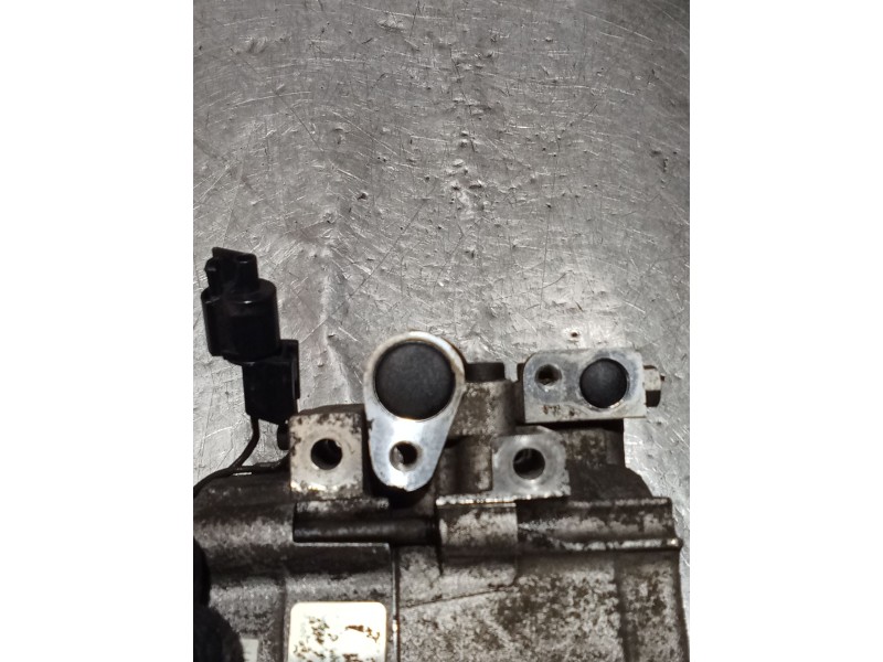 Recambio de compresor aire acondicionado para hyundai h-1 / starex autobús (a1) 2.5 crdi referencia OEM IAM   
