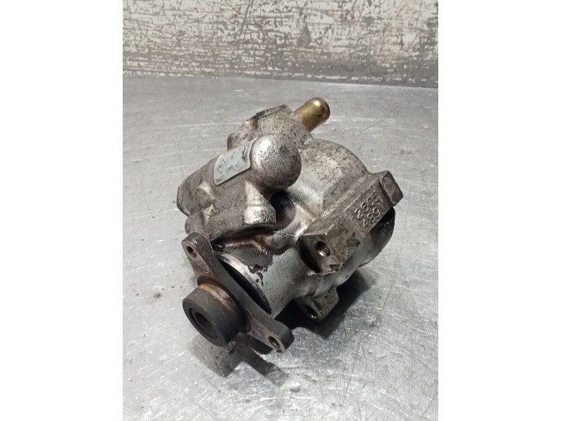 Recambio de bomba direccion para renault master ii caja/chasis (ed/hd/ud) 2.2 dci 90 referencia OEM IAM 26054891  