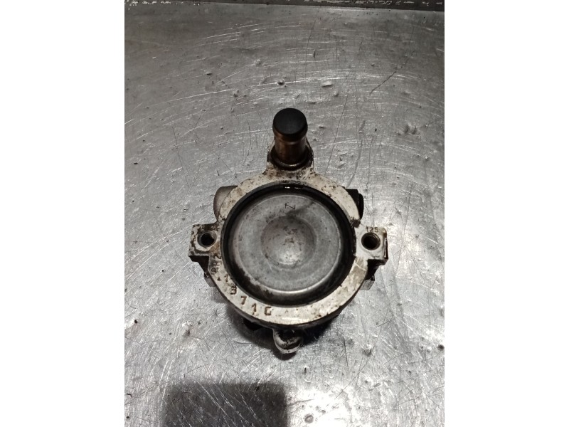 Recambio de bomba direccion para renault master ii caja/chasis (ed/hd/ud) 2.2 dci 90 referencia OEM IAM 26054891  