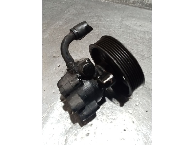 Recambio de bomba direccion para hyundai h-1 / starex autobús (a1) 2.5 crdi referencia OEM IAM   